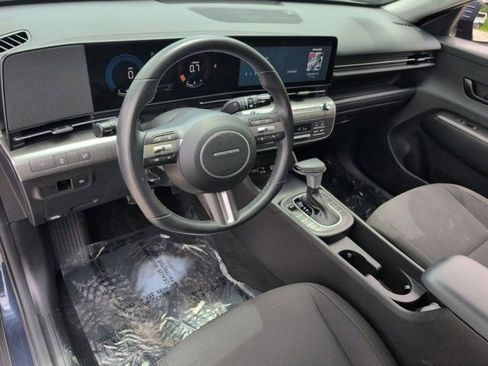 Used 2025 Hyundai Kona SEL FWD image 15