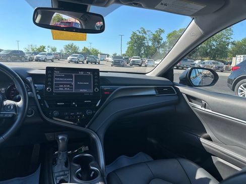 Used 2024 Toyota Camry XSE FWD image 16