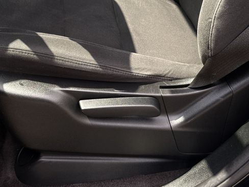 Used 2018 Dodge Durango SXT w/ 3rd Row Seating Group RWD image 14