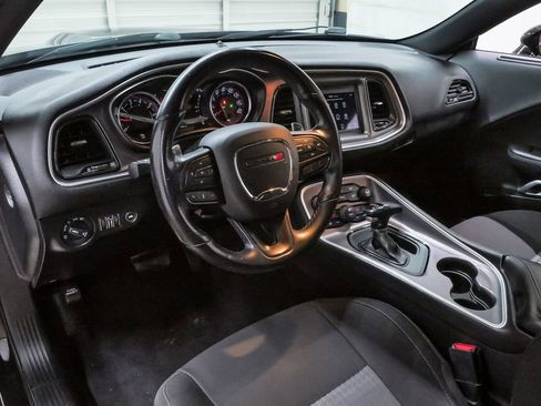 Used 2022 Dodge Challenger GT RWD image 2