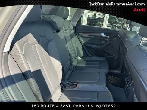 Used 2023 Audi Q5 2.0T Premium Plus w/ Premium Plus Package image 15
