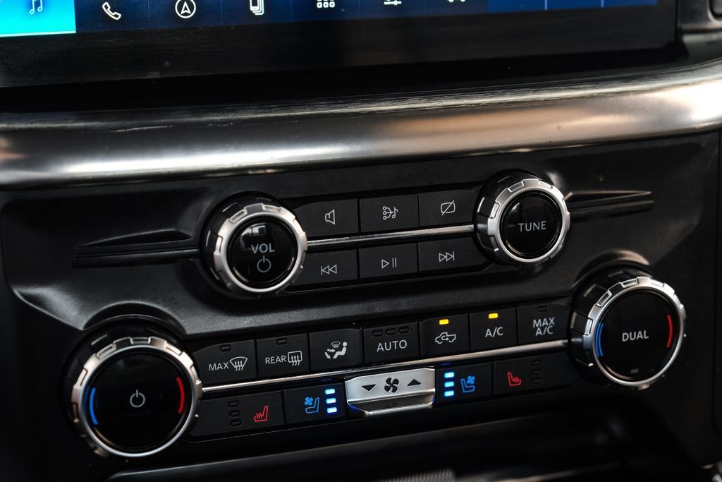 Used 2022 Ford F150 Lariat RWD image 25