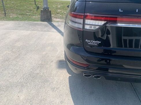Used 2023 Lincoln Aviator Reserve w/ Equipment Group 201A AWD/4WD image 6