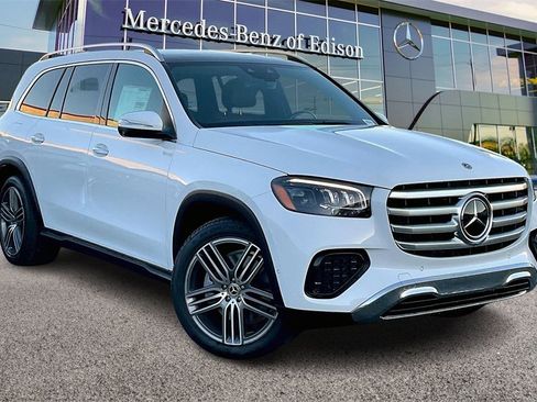 New 2026 Mercedes-Benz GLS 450 4MATIC image 1