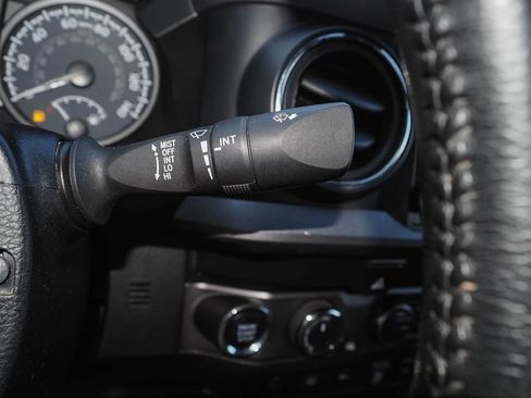Used 2023 Toyota Tacoma TRD Off-Road w/ Technology Package AWD/4WD image 30