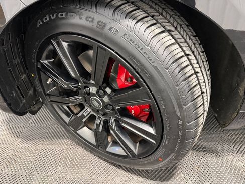 Used 2019 Land Rover Range Rover Sport HST image 46