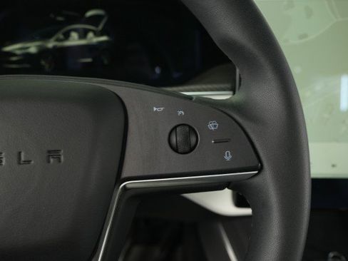 Used 2023 Tesla Model X Plaid image 31