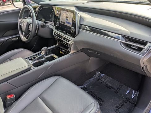 Used 2024 Lexus RX 350 FWD w/ Technology Package image 21