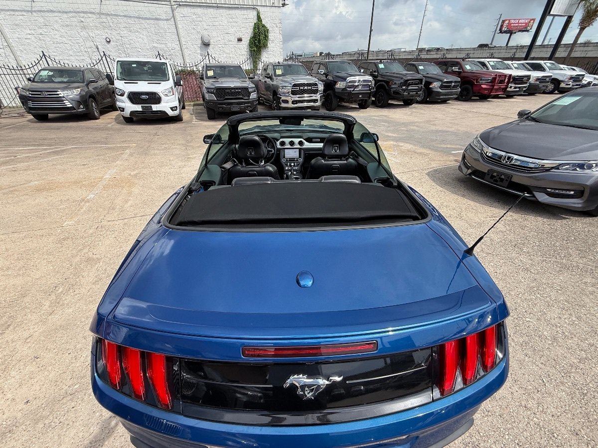 Used 2023 Ford Mustang Premium RWD image 32