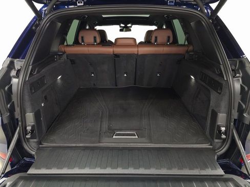 Used 2024 BMW X5 xDrive40i w/ M Sport Package image 8