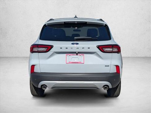New 2026 Ford Escape SE image 7