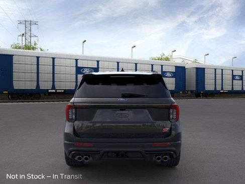Used 2025 Ford Explorer ST w/ Sun And Sound Package image 8