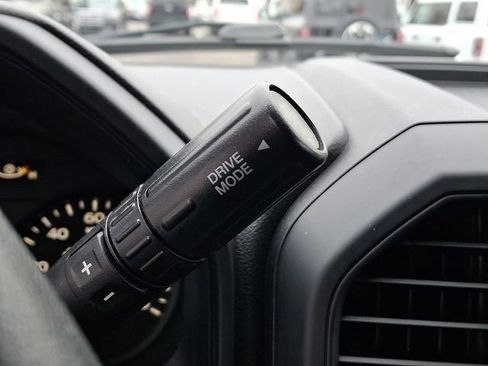 Used 2018 Ford F150 XL w/ Equipment Group 101A Mid image 16