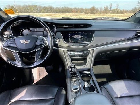 Used 2023 Cadillac XT5 Premium Luxury image 7