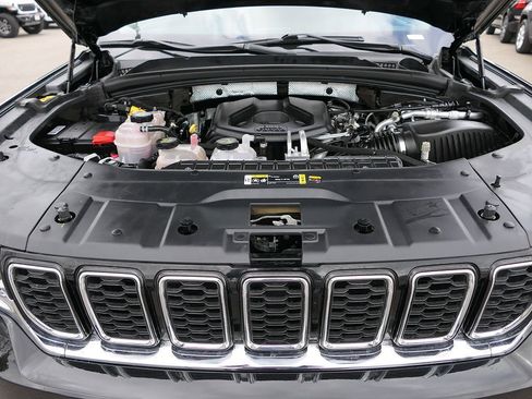 Used 2023 Jeep Grand Cherokee 4WD 4xe image 27