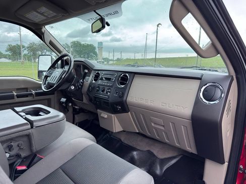 Used 2010 Ford F250 4x4 SuperCab Super Duty image 24