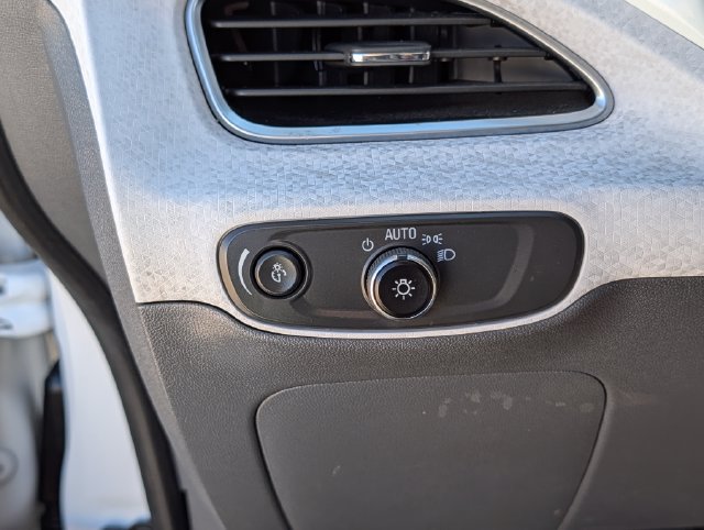 Used 2021 Chevrolet Bolt LT FWD image 30