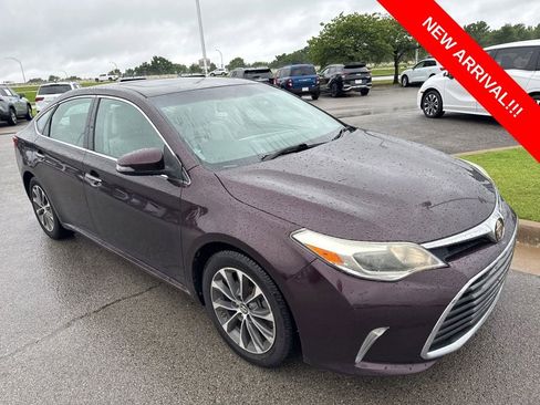 Used 2016 Toyota Avalon XLE Premium FWD image 1