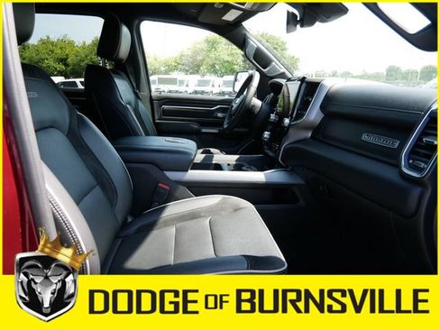 Used 2025 RAM 1500 Laramie AWD/4WD image 14