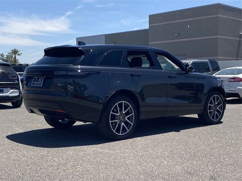 New 2026 Land Rover Range Rover Velar Dynamic SE image 18