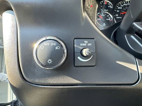Used 2025 Chevrolet Express 2500 Extended w/ Communications Package image 18