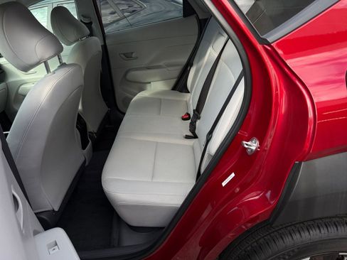 Used 2025 Hyundai Kona SEL image 25