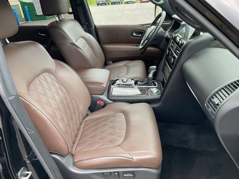 Used 2023 Nissan Armada Platinum w/ Cargo Package AWD/4WD image 18