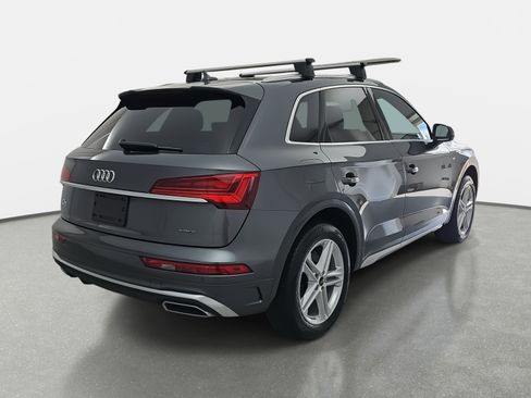 Used 2025 Audi Q5 e Premium Plus w/ Premium Plus Package image 5