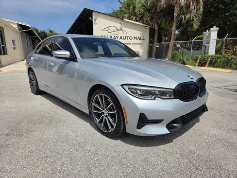 Used 2019 BMW 330i Sedan w/ Premium Package RWD image 3