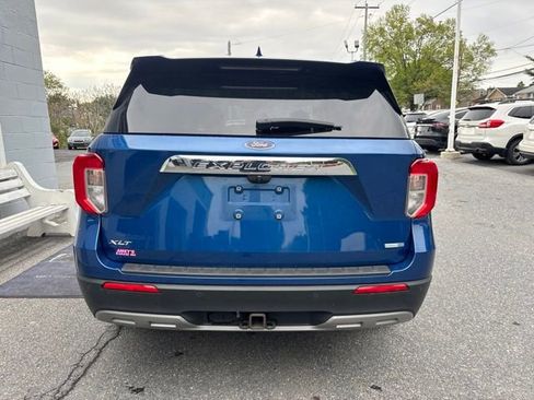 Used 2020 Ford Explorer XLT w/ Equipment Group 202A AWD/4WD image 5