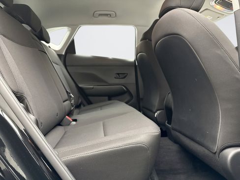 Used 2024 Hyundai Kona SE image 17