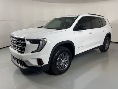 Used 2025 GMC Acadia Elevation image 5