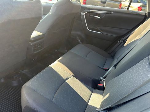 Used 2024 Toyota RAV4 XLE w/ Convenience Package AWD/4WD image 8