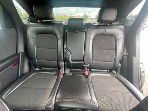 Used 2024 Ford Escape ST-Line AWD/4WD image 12