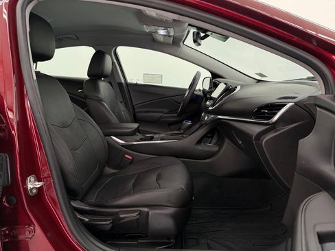 Used 2017 Chevrolet Volt Premier w/ Driver Confidence II Package image 23