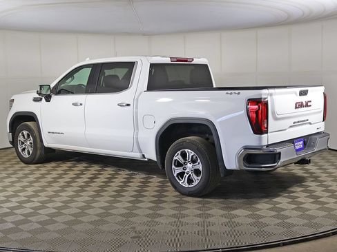 Used 2025 GMC Sierra 1500 SLT AWD/4WD image 8