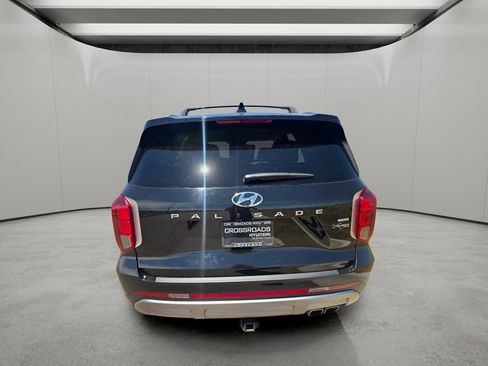 Used 2024 Hyundai Palisade SEL AWD/4WD image 4