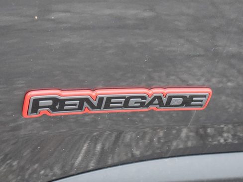 Used 2019 Jeep Renegade Trailhawk w/ Cold Weather Group II AWD/4WD image 14