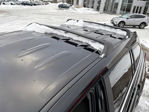 Certified 2023 Toyota Highlander LE image 6