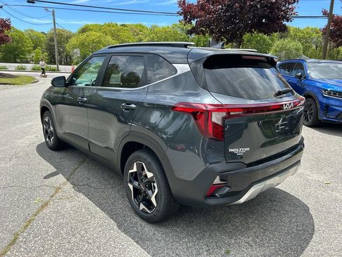 Used 2025 Kia Seltos EX w/ EX Sunroof Package AWD/4WD image 5