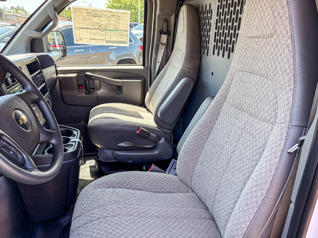 New 2025 Chevrolet Express 3500 w/ Driver Convenience Package RWD image 16