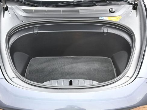 Used 2018 Tesla Model 3 Long Range image 46