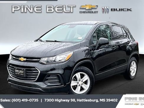 Used 2021 Chevrolet Trax LS w/ Tint and Cruise Package image 10