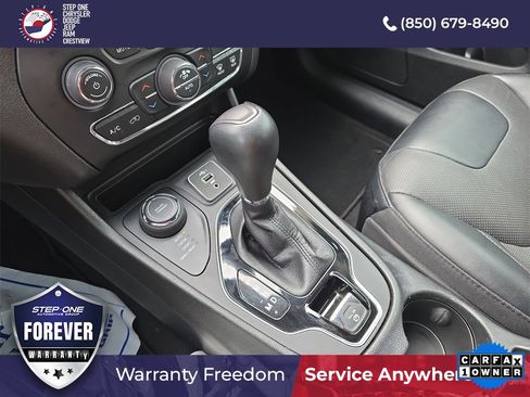 Used 2022 Jeep Cherokee Limited image 28