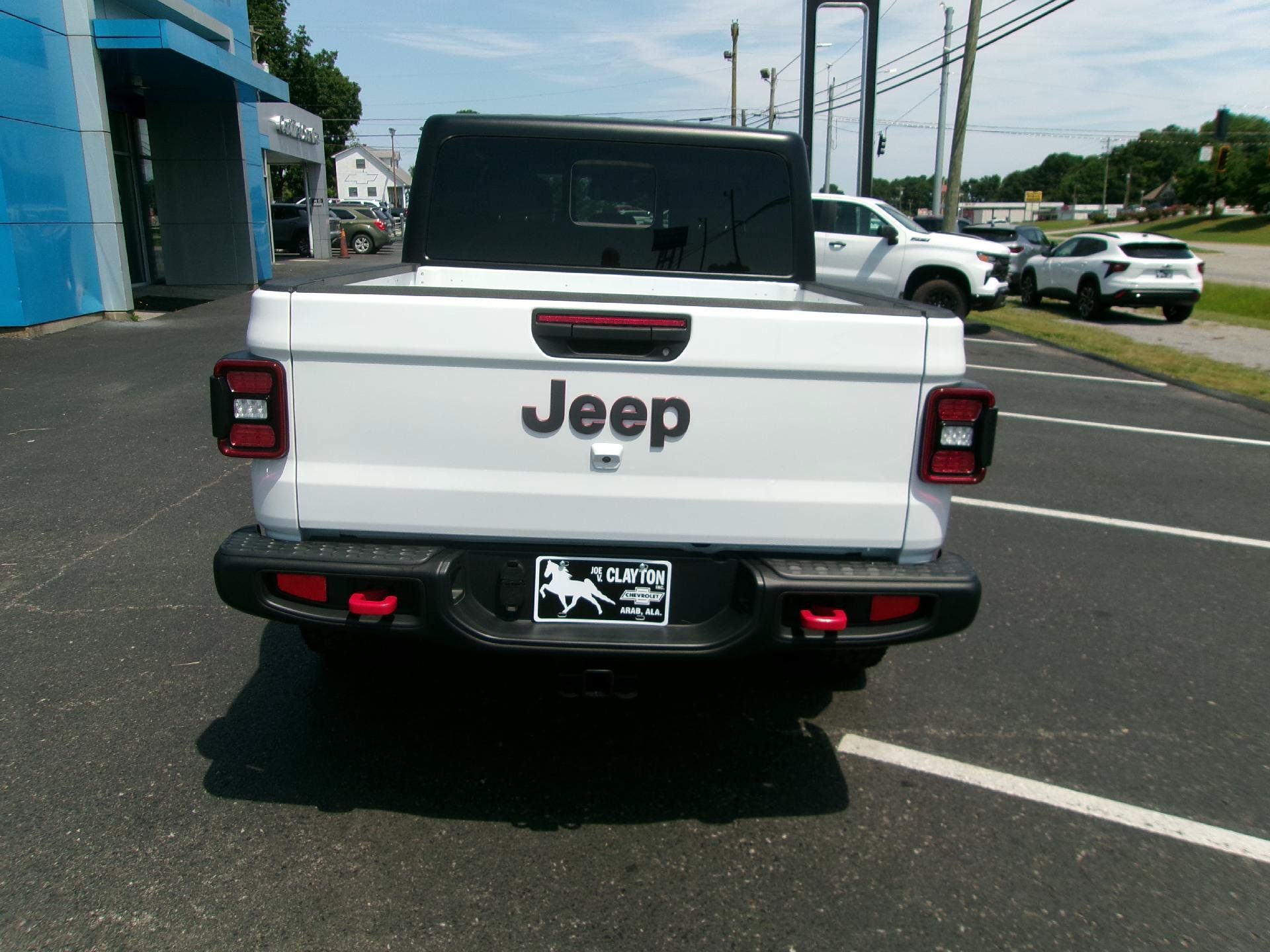 Used 2026 Jeep Gladiator Rubicon AWD/4WD image 4