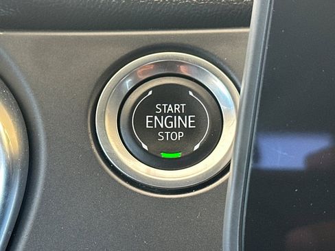 Used 2025 Chevrolet Blazer LT FWD image 22