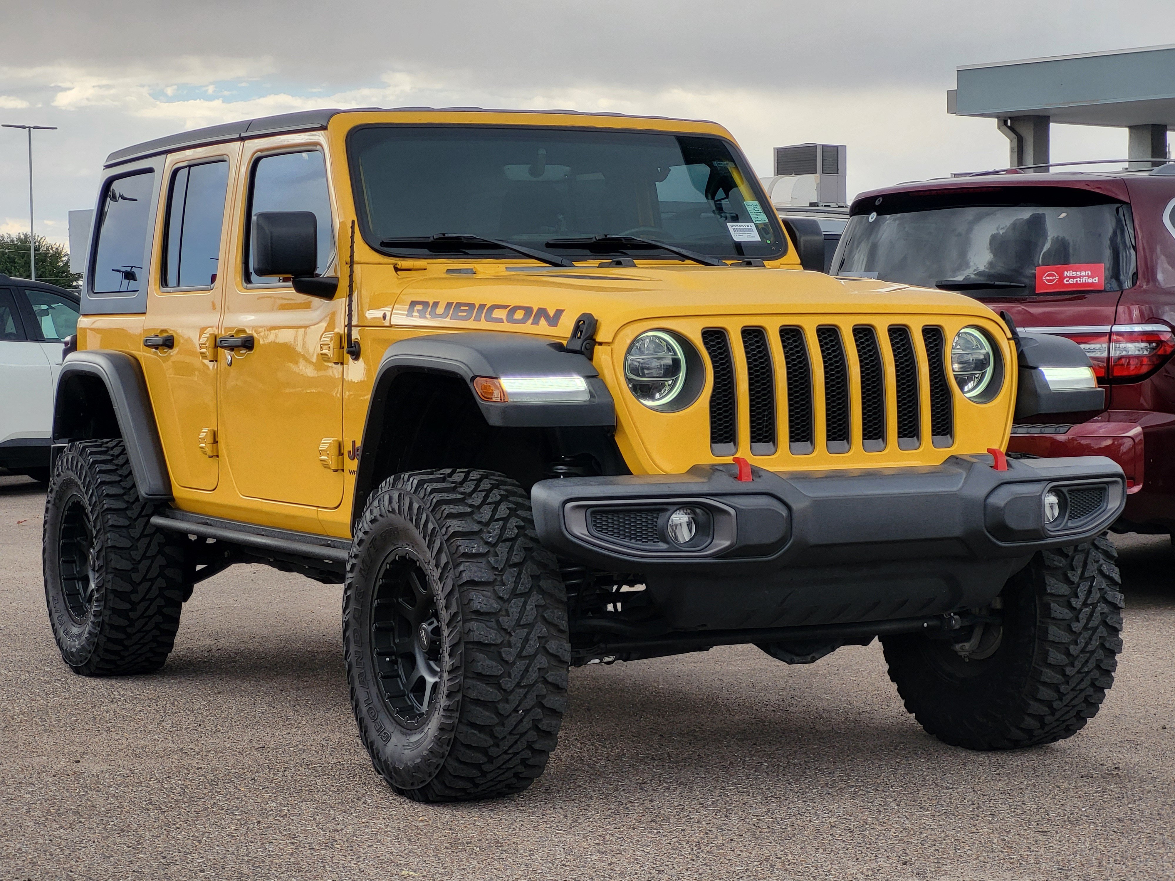 Used 2021 Jeep Wrangler Unlimited Rubicon AWD/4WD image 3