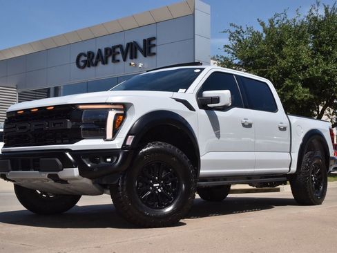 Used 2025 Ford F150 Raptor AWD/4WD image 2