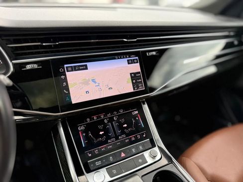 Used 2019 Audi Q8 Premium Plus AWD/4WD image 22