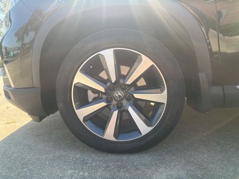 Used 2023 Honda Pilot Elite image 32